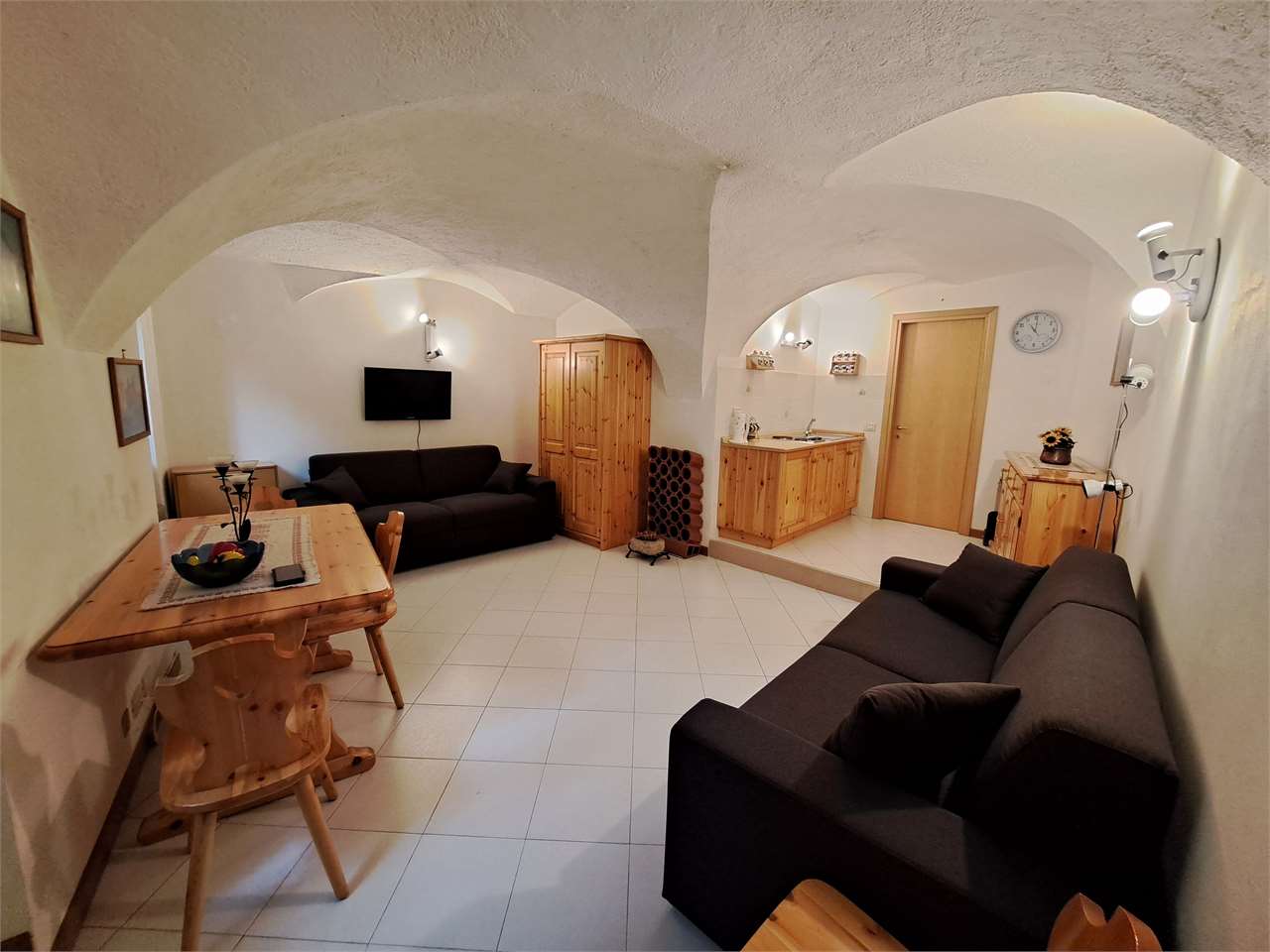 RIF. 20 - COLOGNA: MONOLOCALE DISPONIBILE DA SUBITO