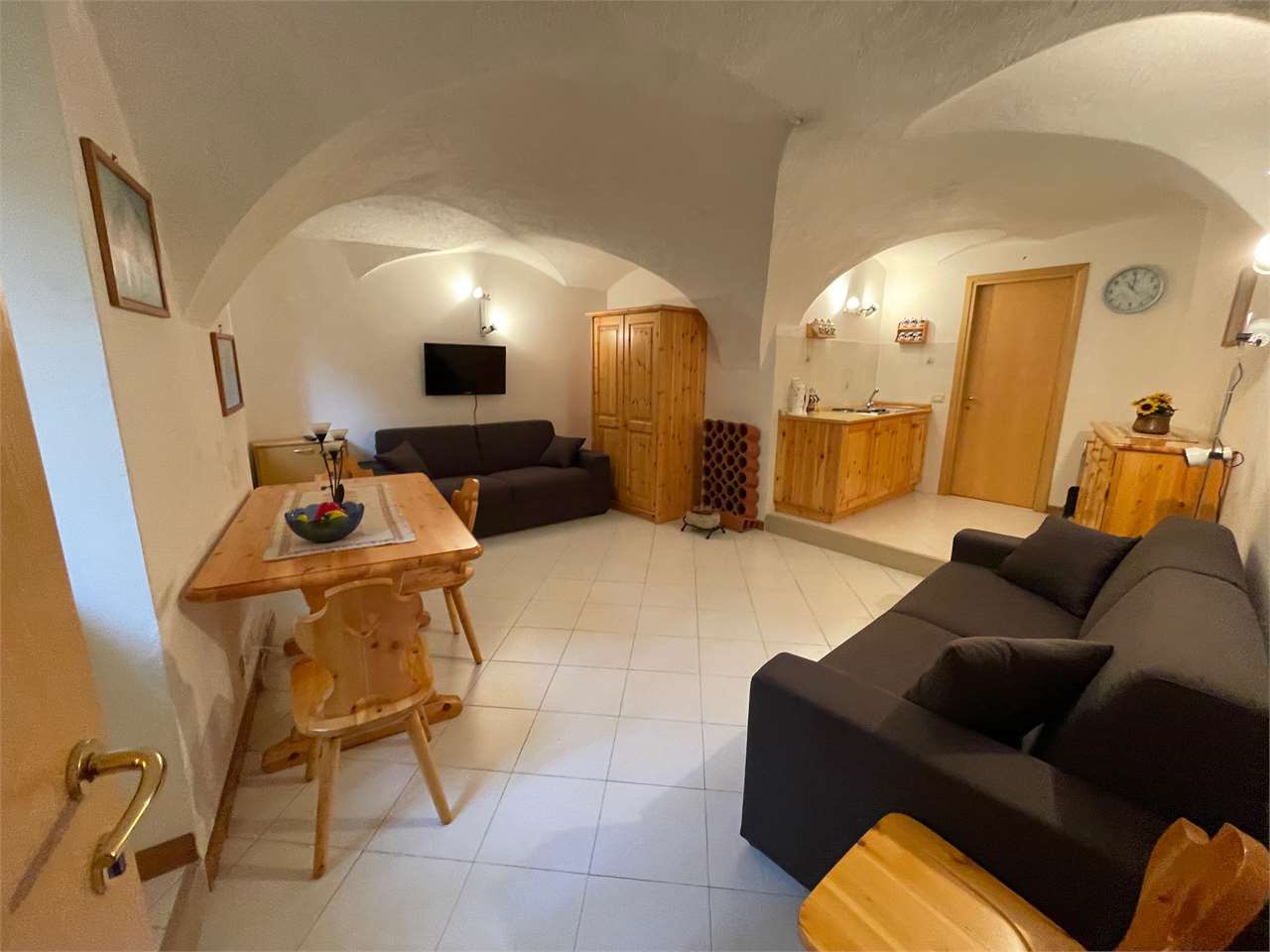 RIF. 20 - COLOGNA: MONOLOCALE DISPONIBILE DA SUBITO
