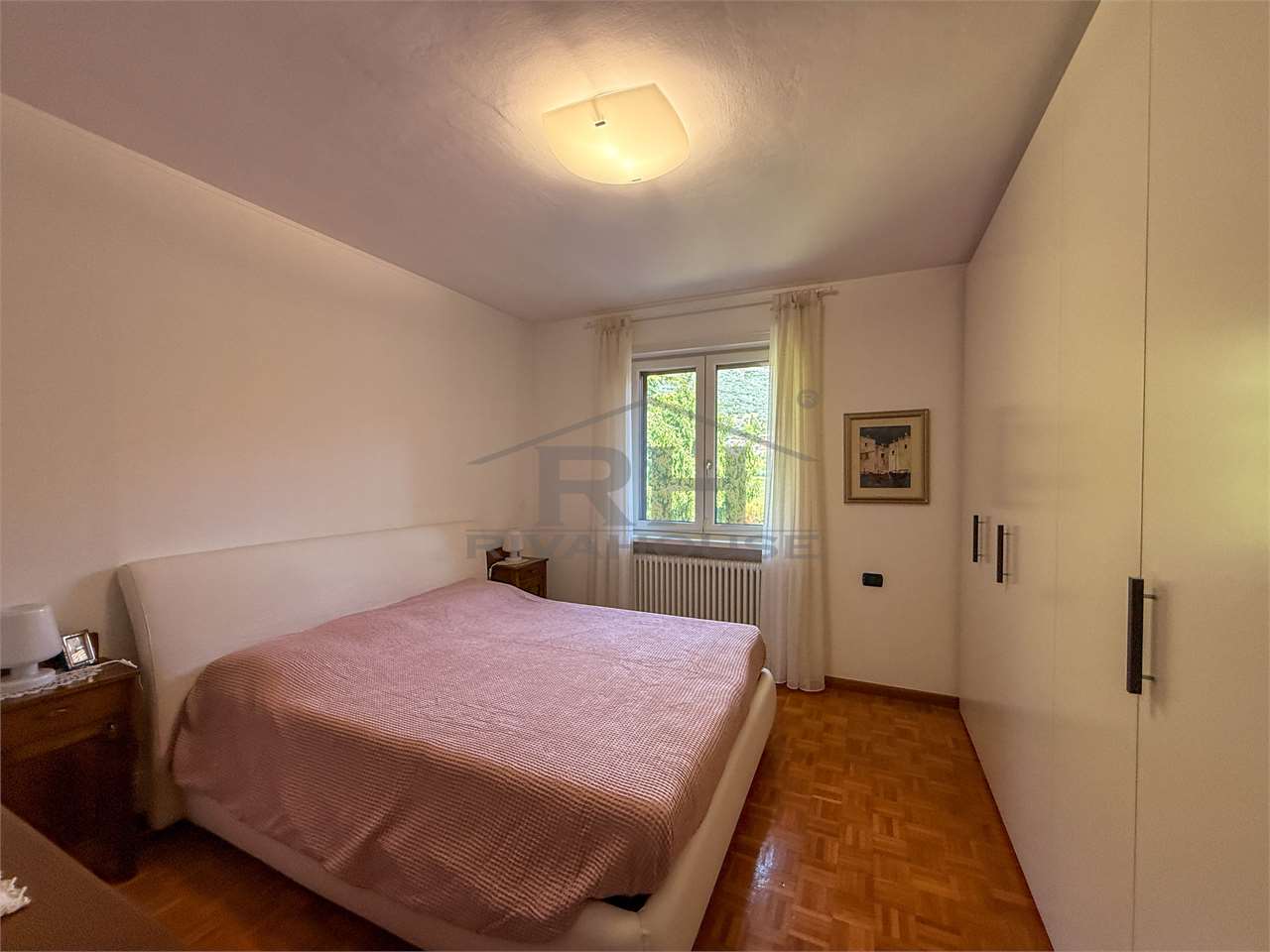 REF. 17 – TOP-FLOOR FOUR-ROOM APARTMENT WITH PANORAMIC VIEW