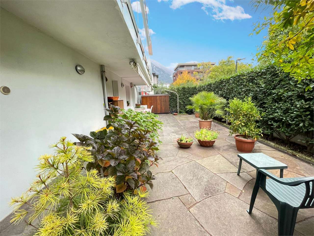 RIF. 38 - EXCLUSIVE TWO-ROOM  GILMOZZI-FREE APARTMENT IN THE LAKE AREA!