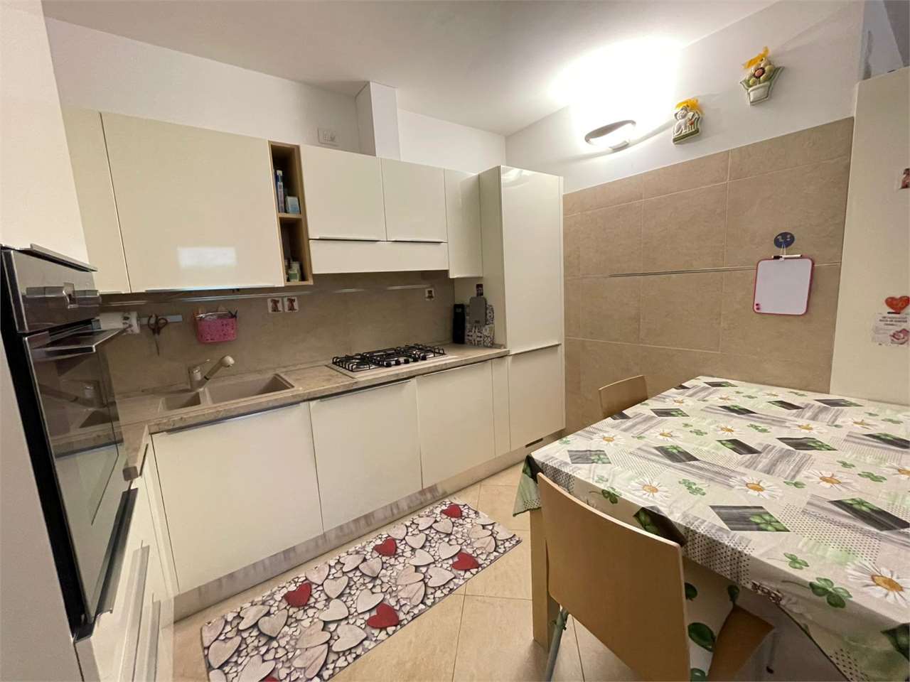 RIF. 38 - EXCLUSIVE TWO-ROOM  GILMOZZI-FREE APARTMENT IN THE LAKE AREA!