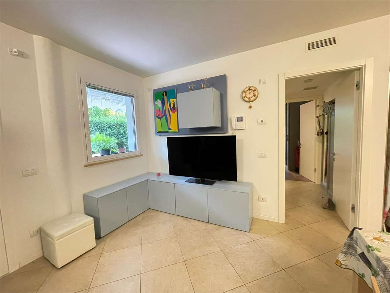 RIF. 38 - EXCLUSIVE TWO-ROOM  GILMOZZI-FREE APARTMENT IN THE LAKE AREA!