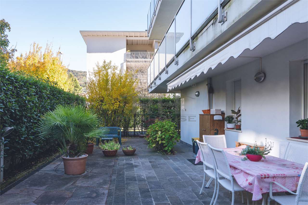 RIF. 38 - BILOCALE ESCLUSIVO IN FASCIA LAGO ESENTE GILMOZZI!