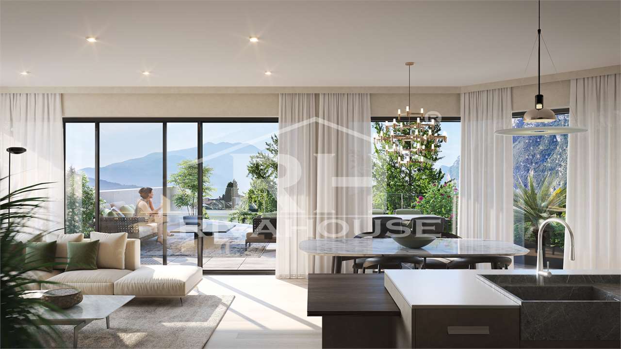 RIF. 43 AA02-AB02 MODERNO BILOCALE CON GIARDINO