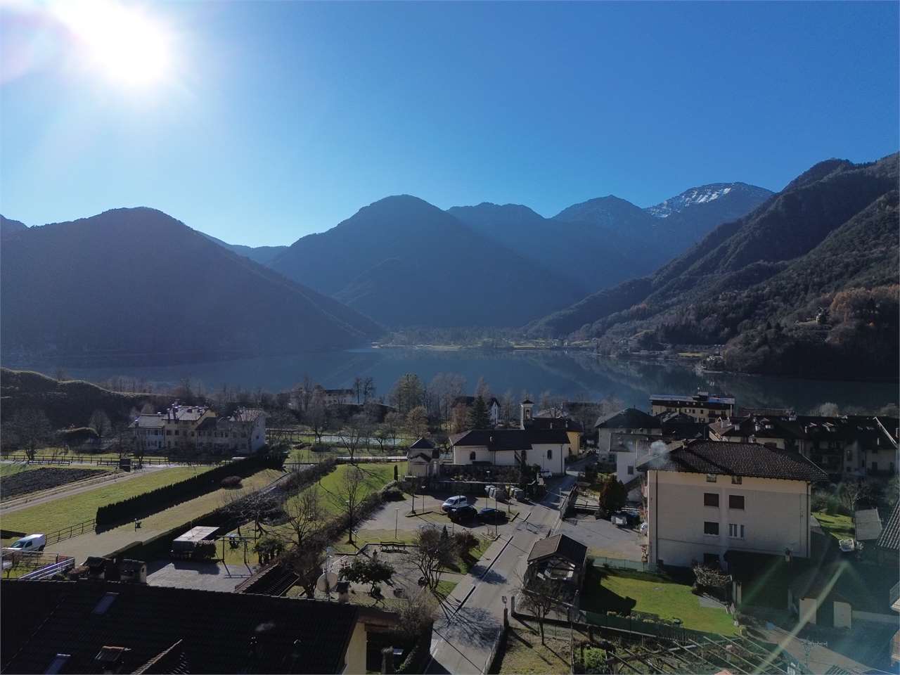RIF. 04 - PROPRIETA' CON VISTA SUL LAGO DI LEDRO