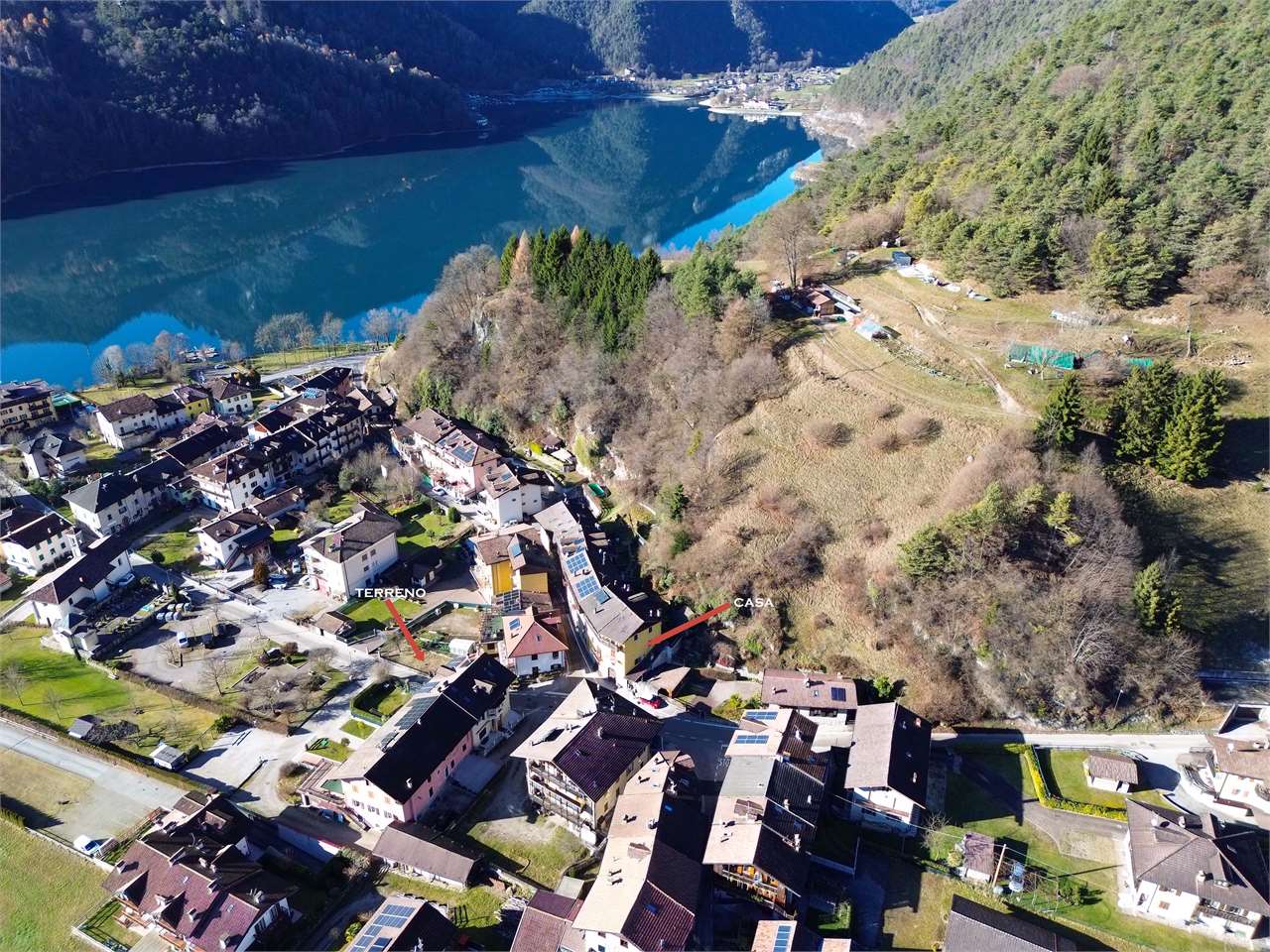 RIF. 04 - PROPRIETA' CON VISTA SUL LAGO DI LEDRO