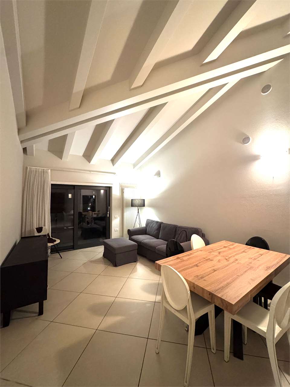 MINI ATTIC WITH TERRACE