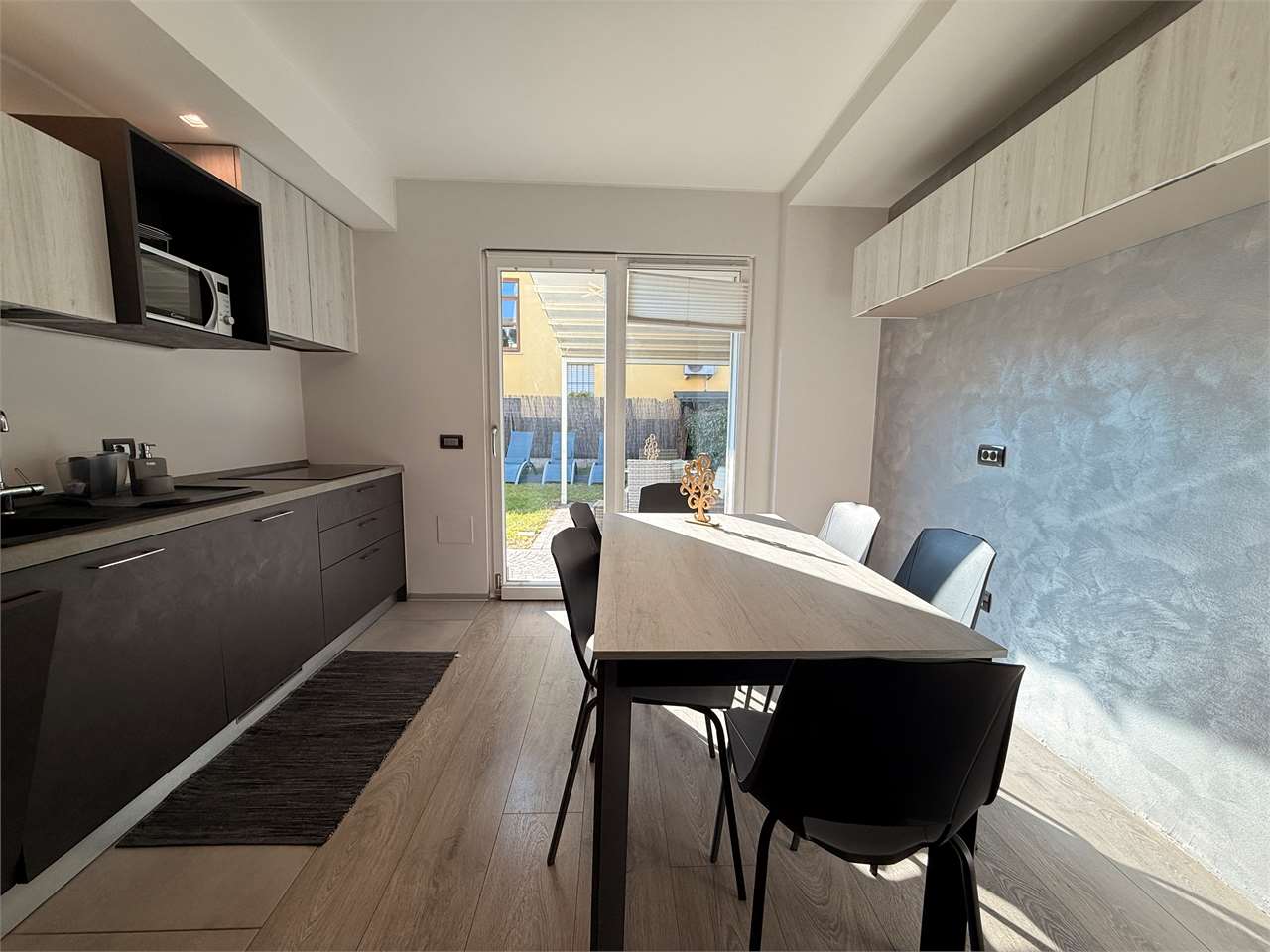 RIF. 12 - TRILOCALE CON GIARDINO