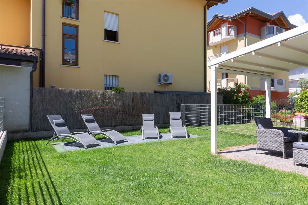 RIF. 12 - TRILOCALE CON GIARDINO