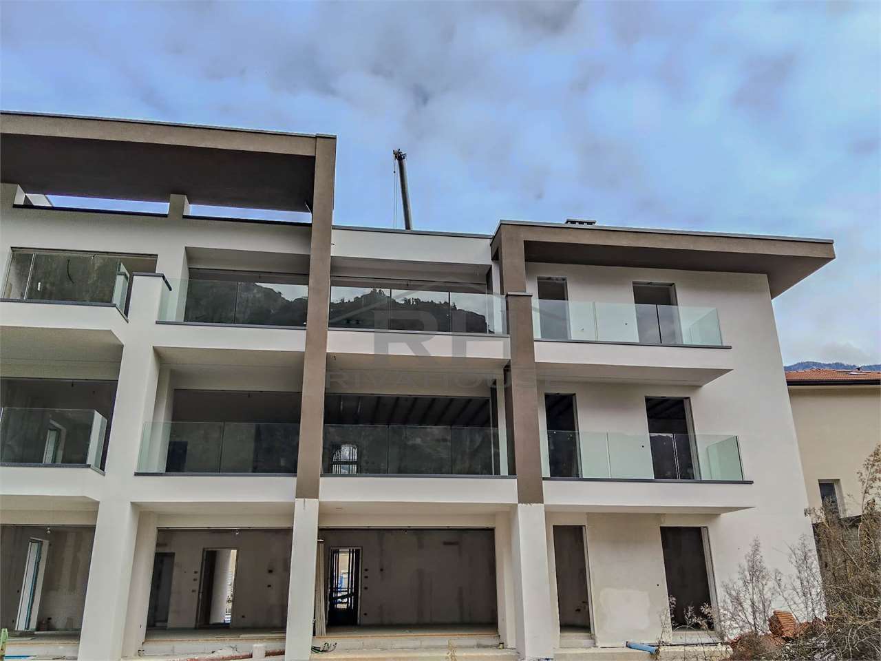 RIF. 40-4 NEW PRESTIGIOUS APARTMENT IN ARCO