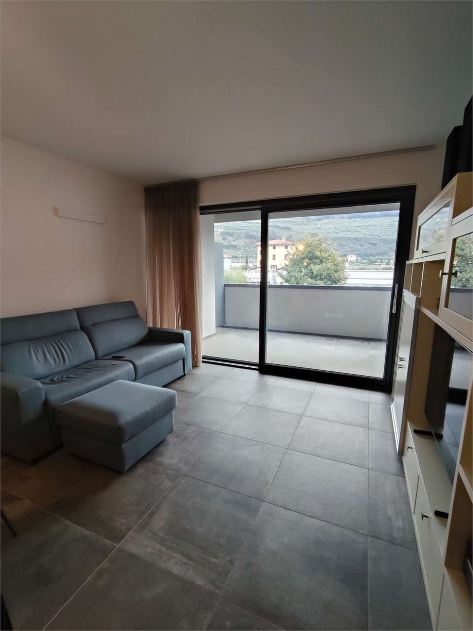 REF. 08 - Elegant Two-room apartment with wide terrace in Sant'Alessandro