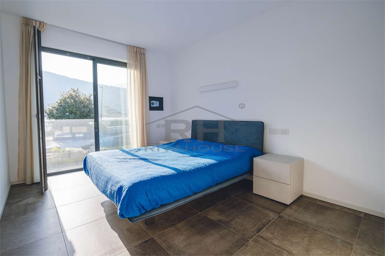 RIF. 08 - ELEGANTE BILOCALE CON TERRAZZO VIVIBILE A SANT'ALESSANDRO