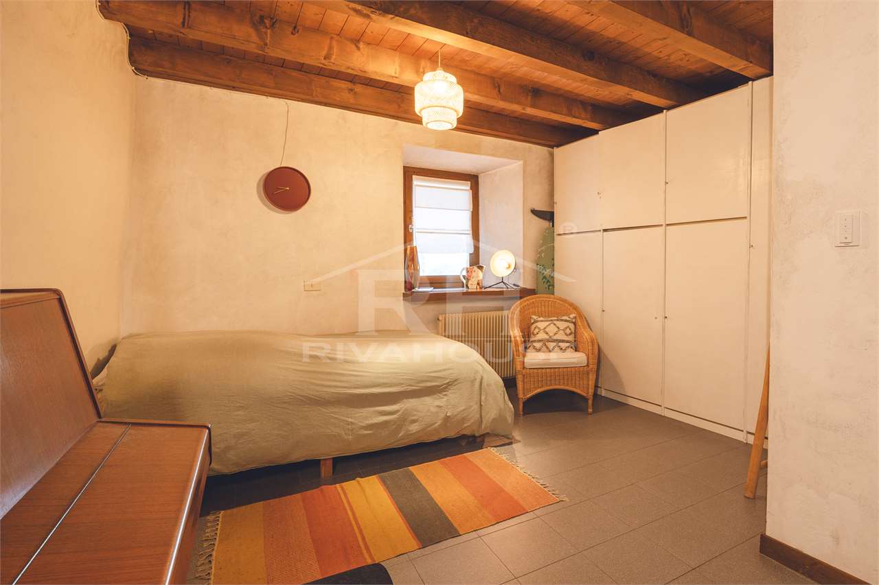 RIF. 27 - CARATTERISTICA CASA NEL CENTRO STORICO DI ARCO