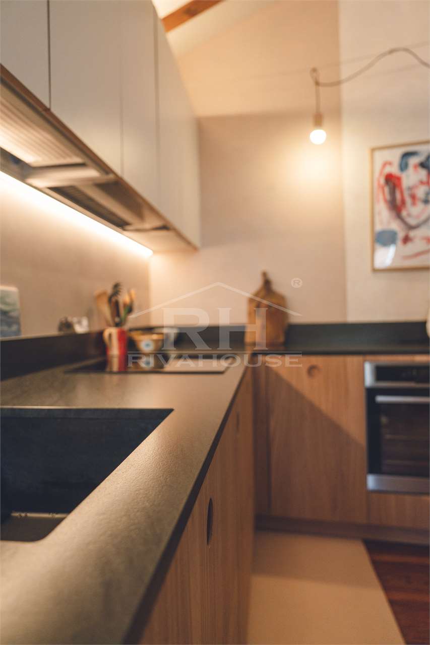 RIF. 27 - CARATTERISTICA CASA NEL CENTRO STORICO DI ARCO