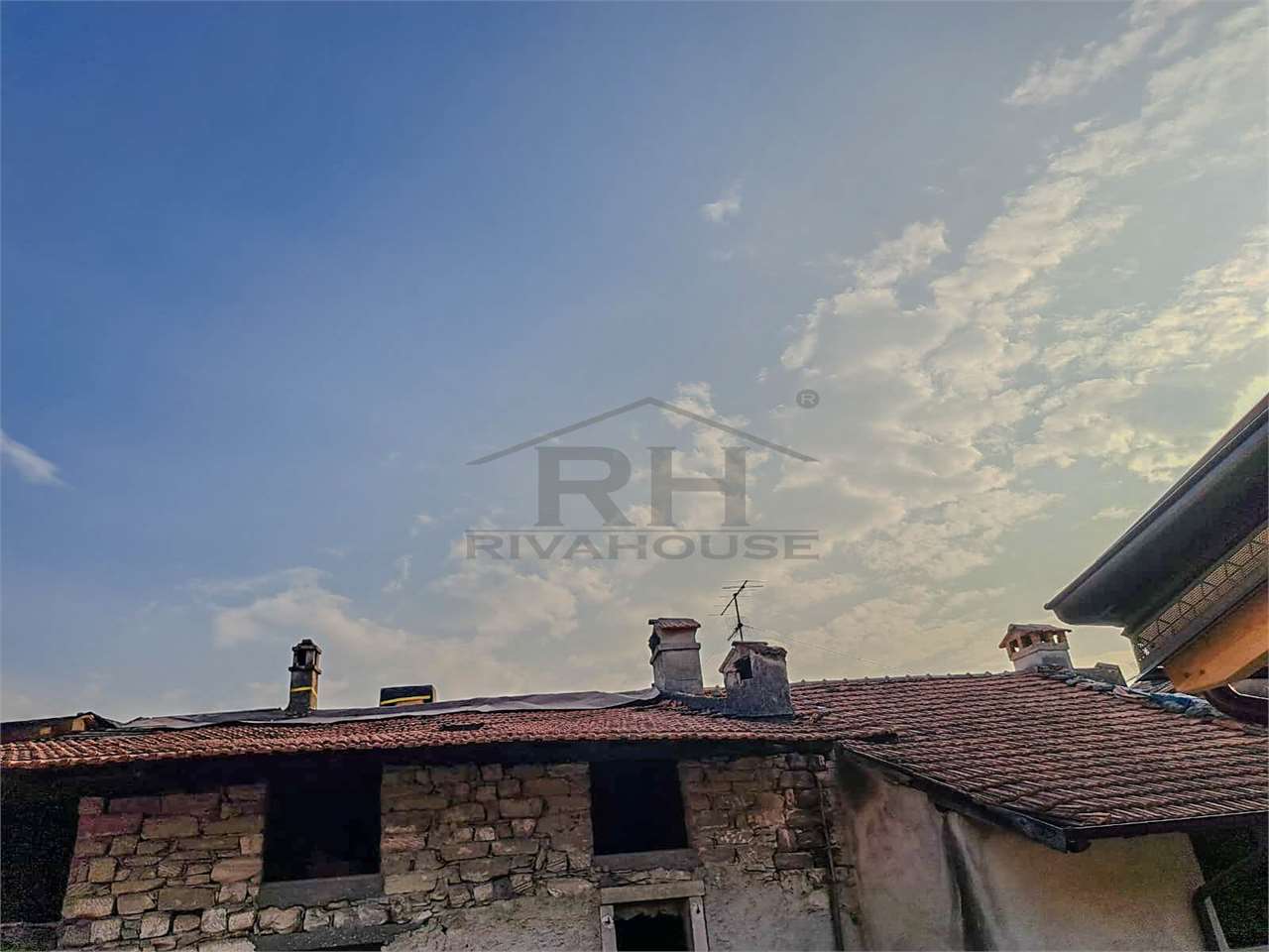 RIF. 03-02 NUOVA MANSARDA ESENTE GILMOZZI