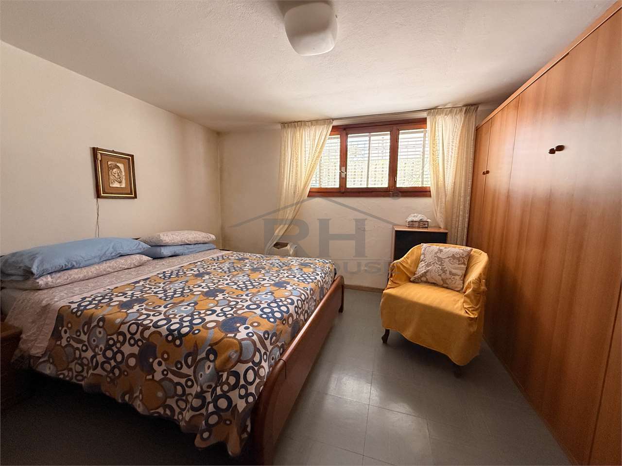 RIF. 12 - BARE OWNERSHIP OF A 3-ROOM APARTMENT STEPS FROM THE LAKE