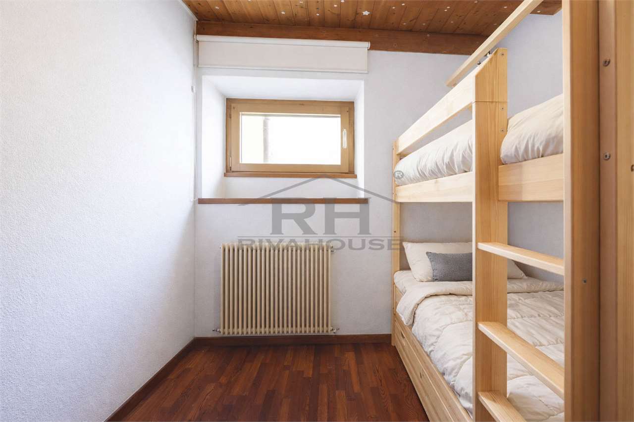 RIF. 27 - CARATTERISTICA CASA NEL CENTRO STORICO DI ARCO