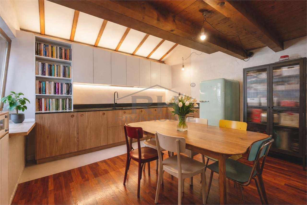 RIF. 27 - CARATTERISTICA CASA NEL CENTRO STORICO DI ARCO