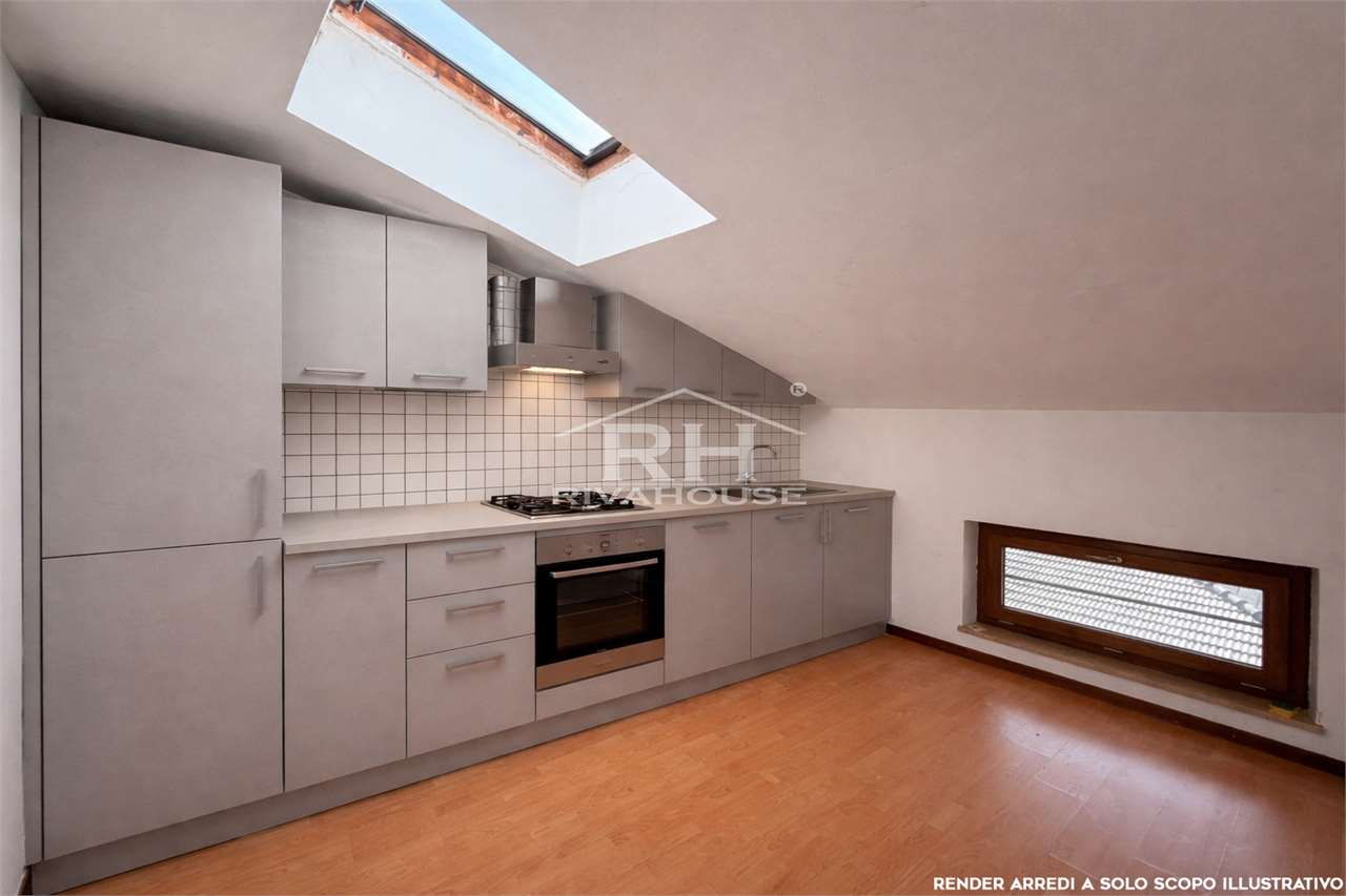 REF. 13 FOUR-ROOM APARTMENT GILMOZZI-EXEMPT IN THE LAKESIDE AREA!