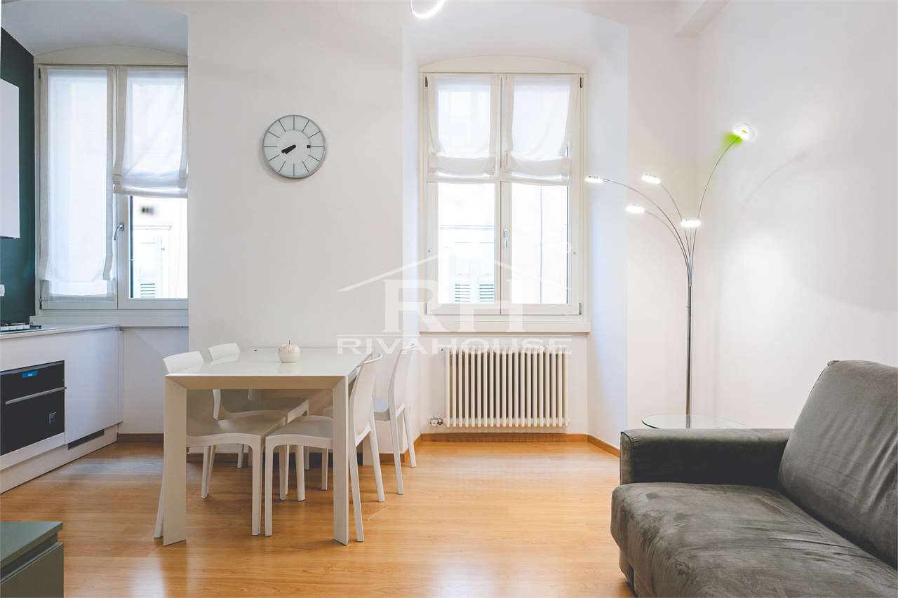 REF. 37 - BEAUTIFUL TWO-ROOM APARTMENT ON THE LAKE