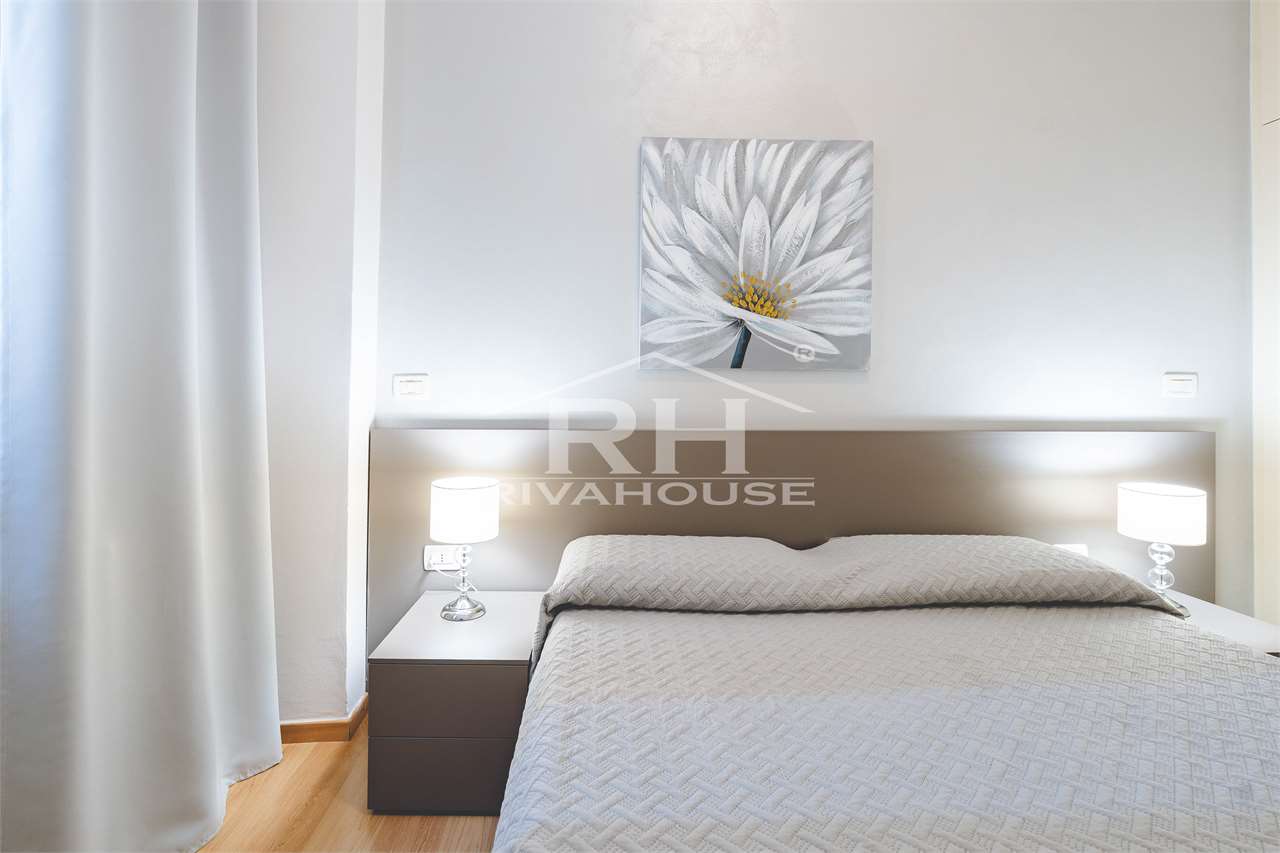 REF. 37 - BEAUTIFUL TWO-ROOM APARTMENT ON THE LAKE