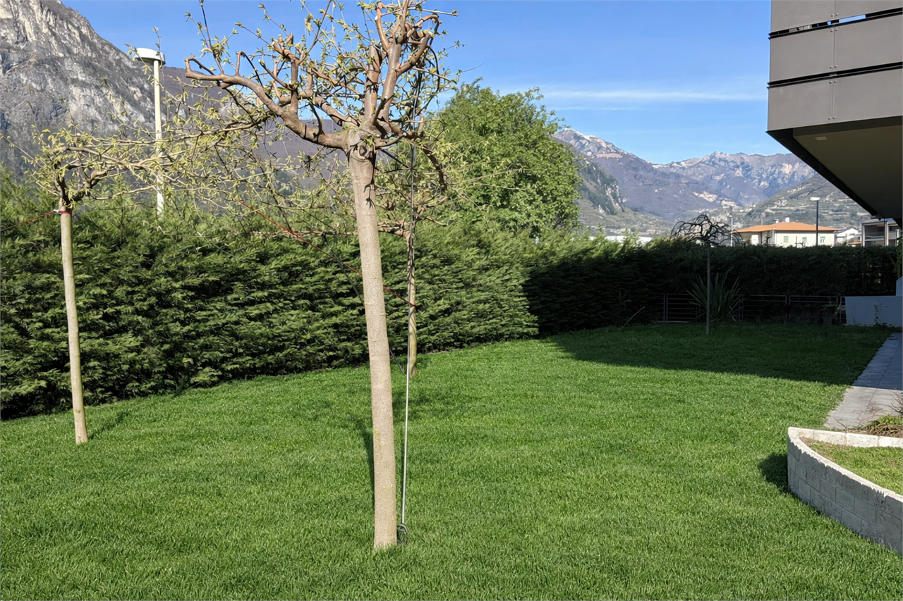 REF. 29 - 3-ROOM APARTMENT WITH GARDEN