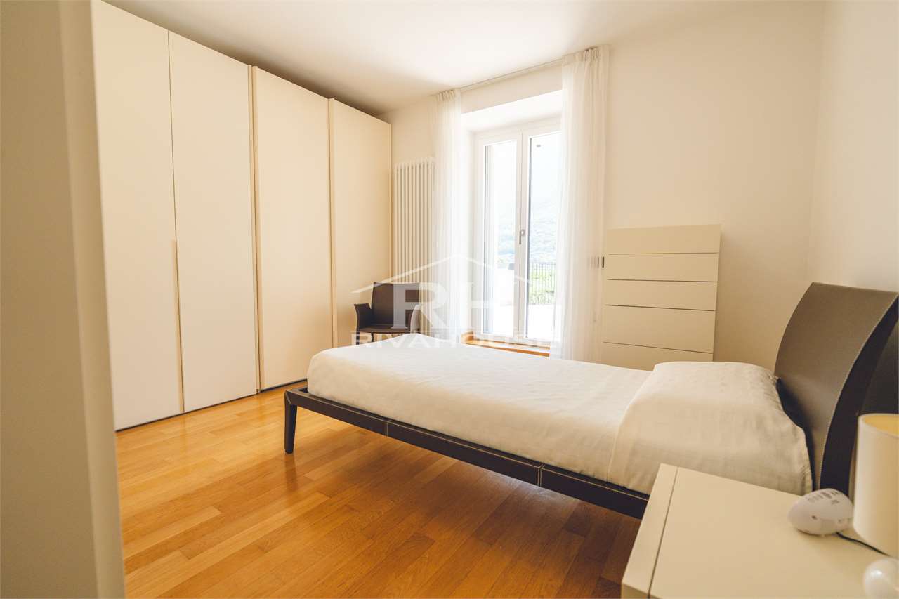REF. 04 – SPACIOUS TWO-BEDROOM APARTMENT WITH PRIVATE GARDEN, NO CONDO FEES, NO GILMOZZI RESTRICTION
