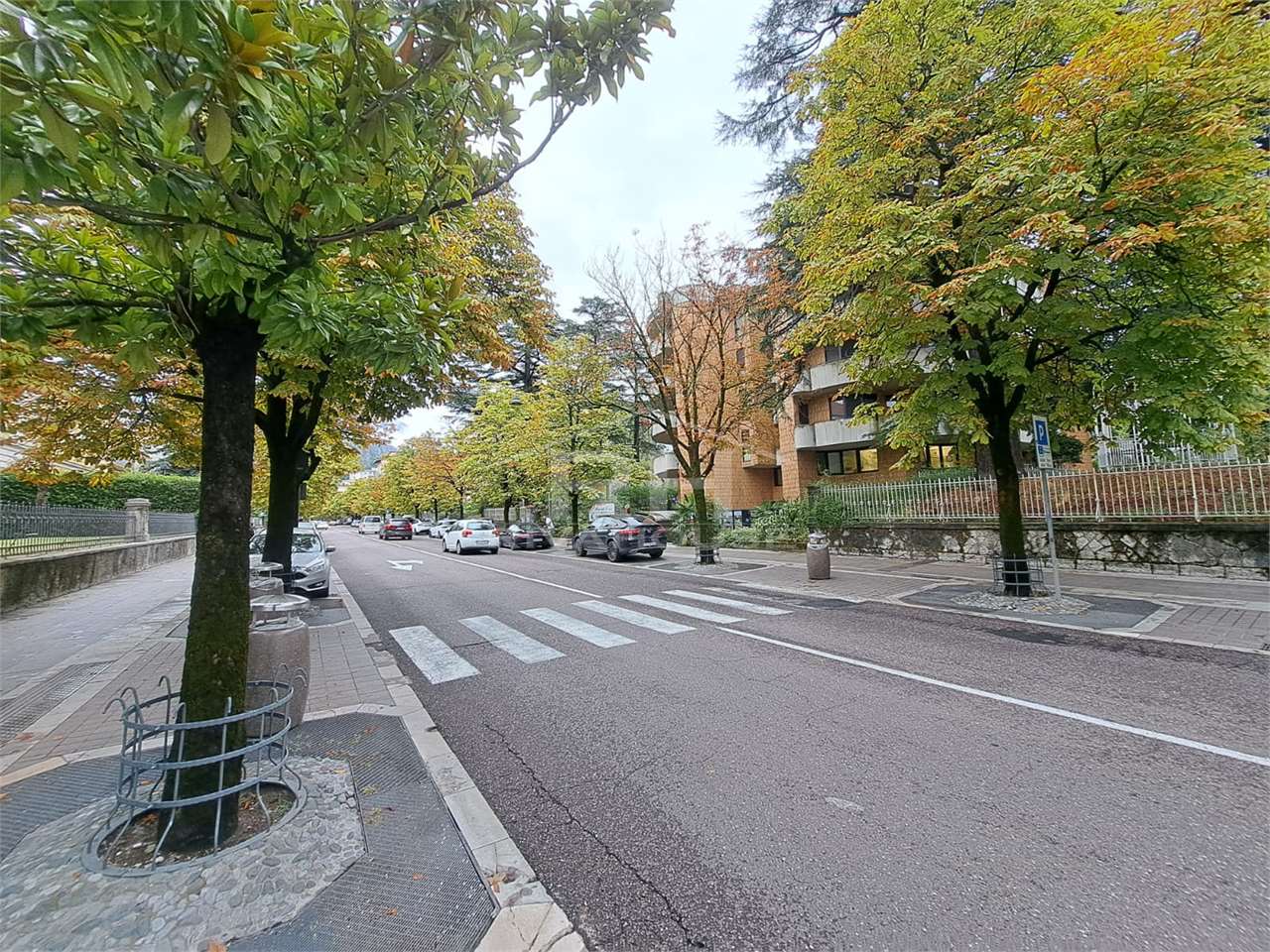 REF. 12 - STORE FOR SALE ON CORSO ROSMINI