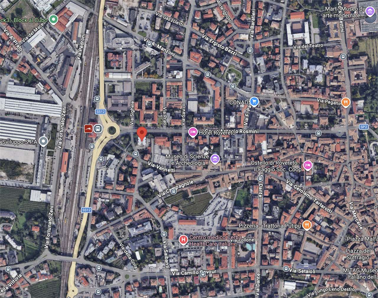 REF. 12 - STORE FOR SALE ON CORSO ROSMINI