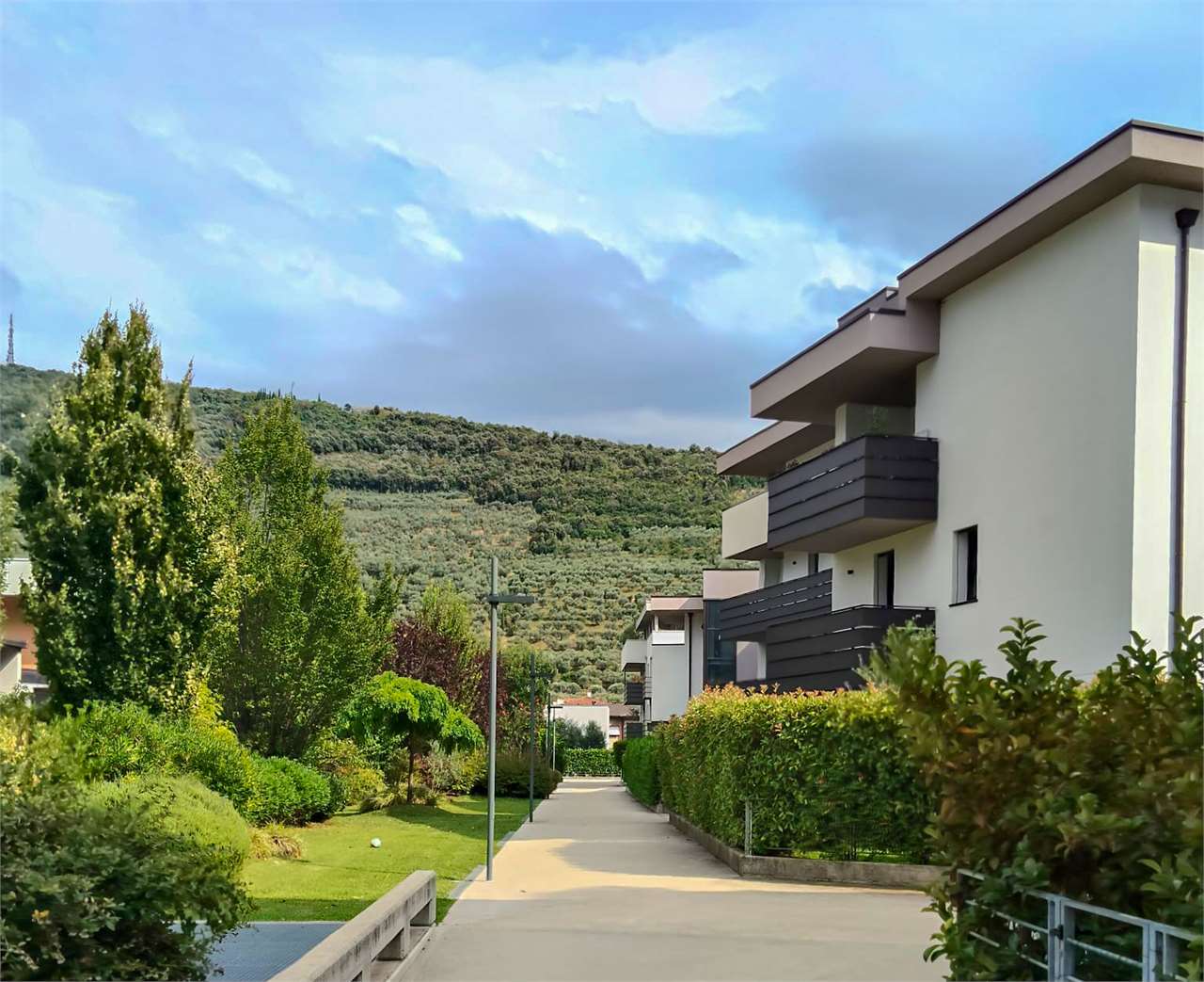 SOLD! ELEGANT 3ROOMS APARTMENT IN S. ALESSANDRO