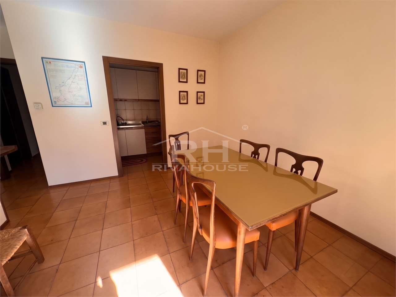 REF. 27 - LARGE TWO-ROOM APARTMENT WITH PANORAMIC VIEWS
