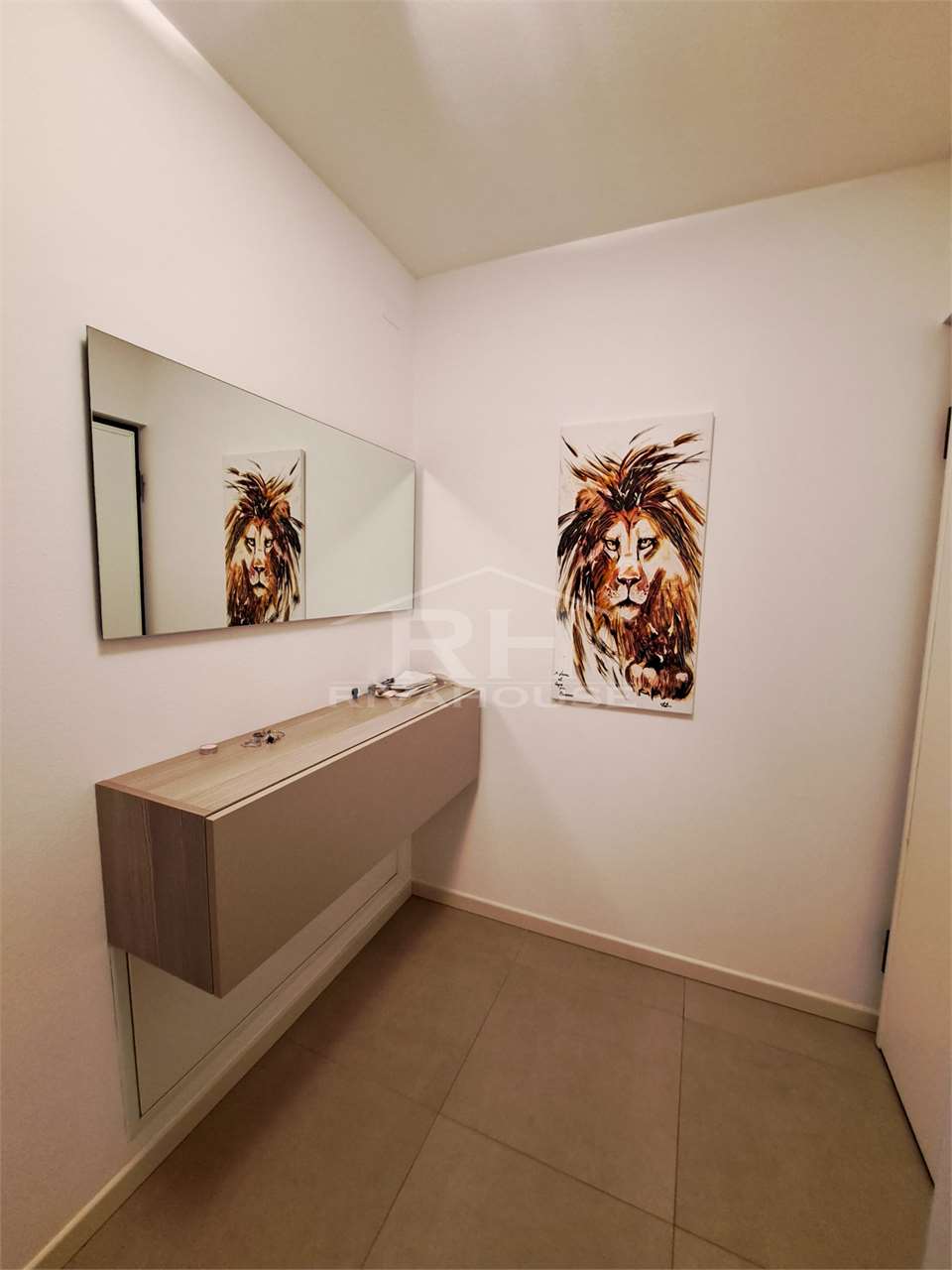 RIF. 05 - TRILOCALE CON DUE TERRAZZI ESENTE GILMOZZI