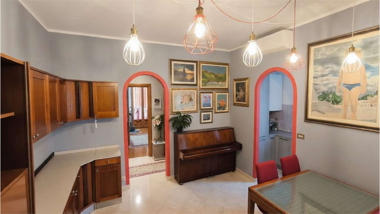 immagine annuncio 1 di 12