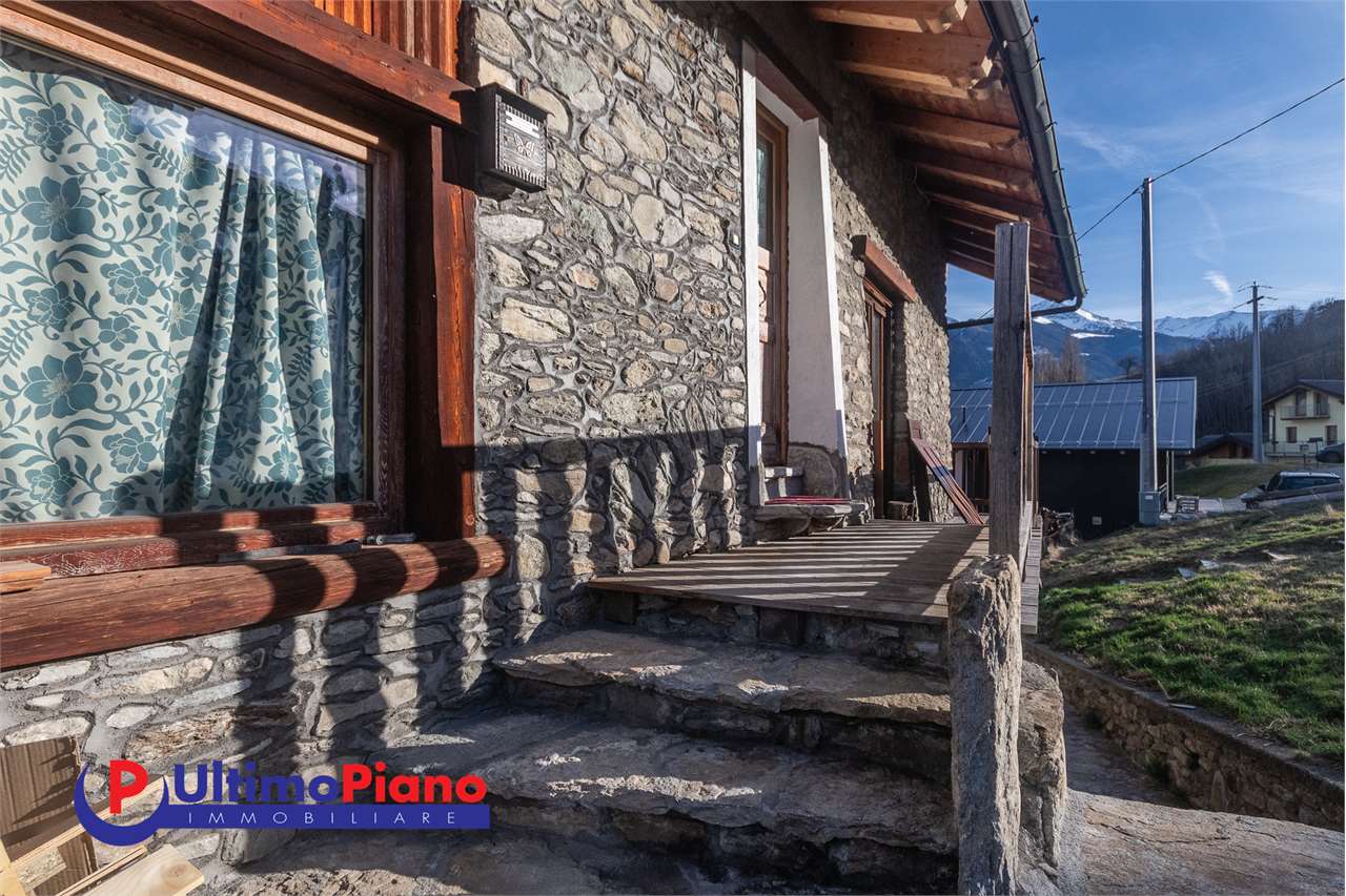 Fotografia Porzione di casa piccola 1