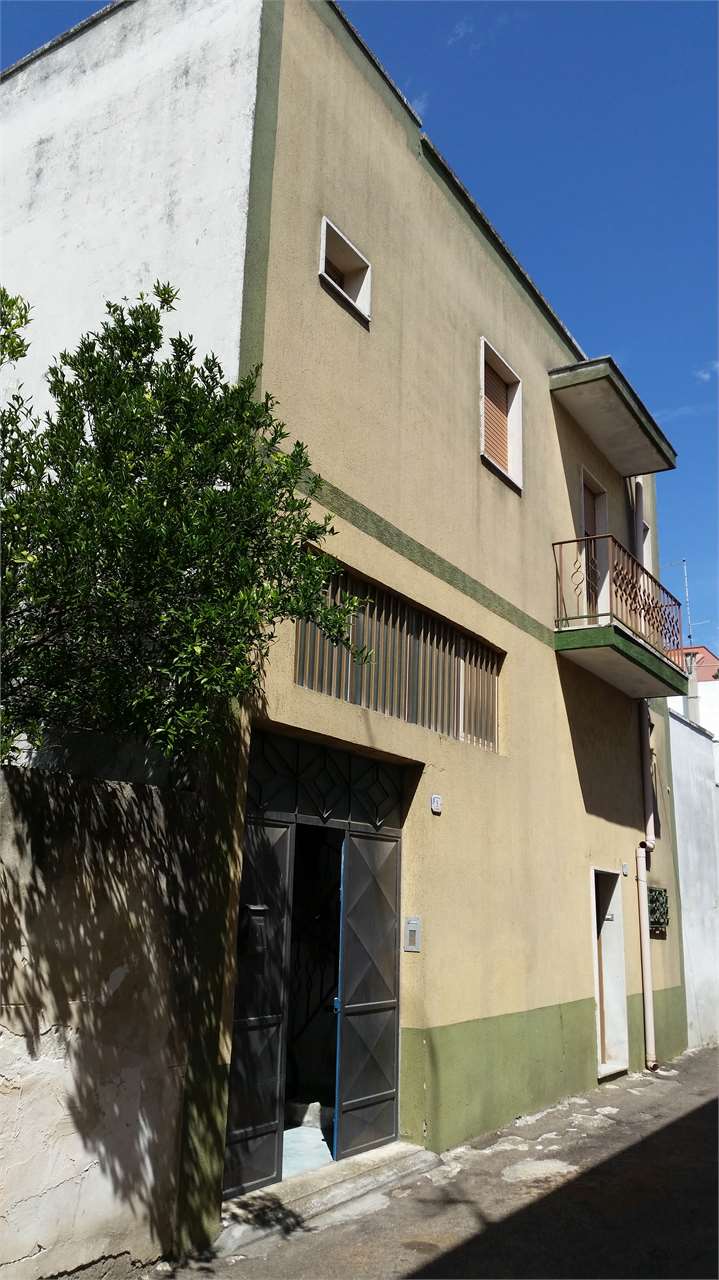 Casa indipendente in vendita a Villa Baldassarri, Guagnano (LE)