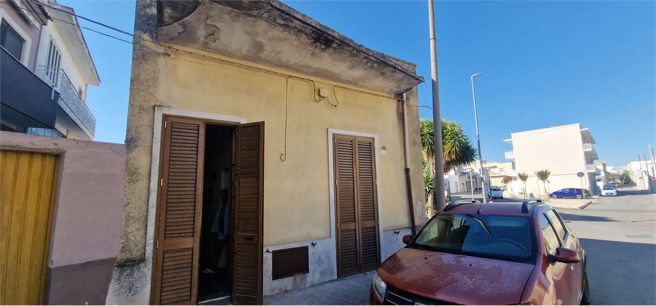 VENDITE Rustico e Casa a San Pancrazio Salentino – foto 1