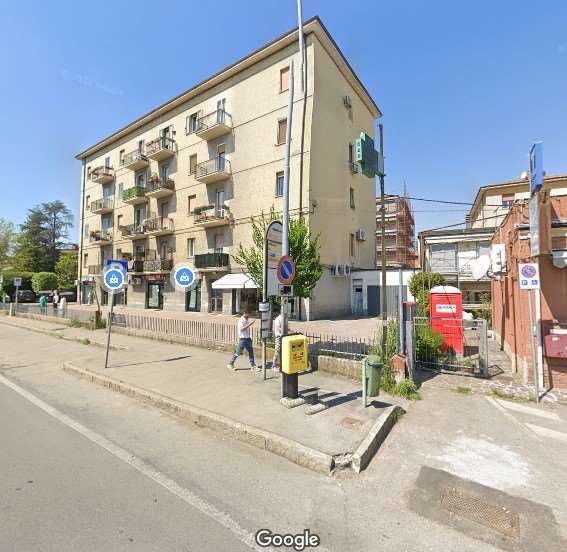 Negozio in affitto a Modena (MO)