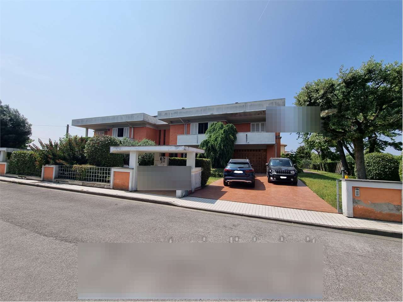 Villa in Vendita