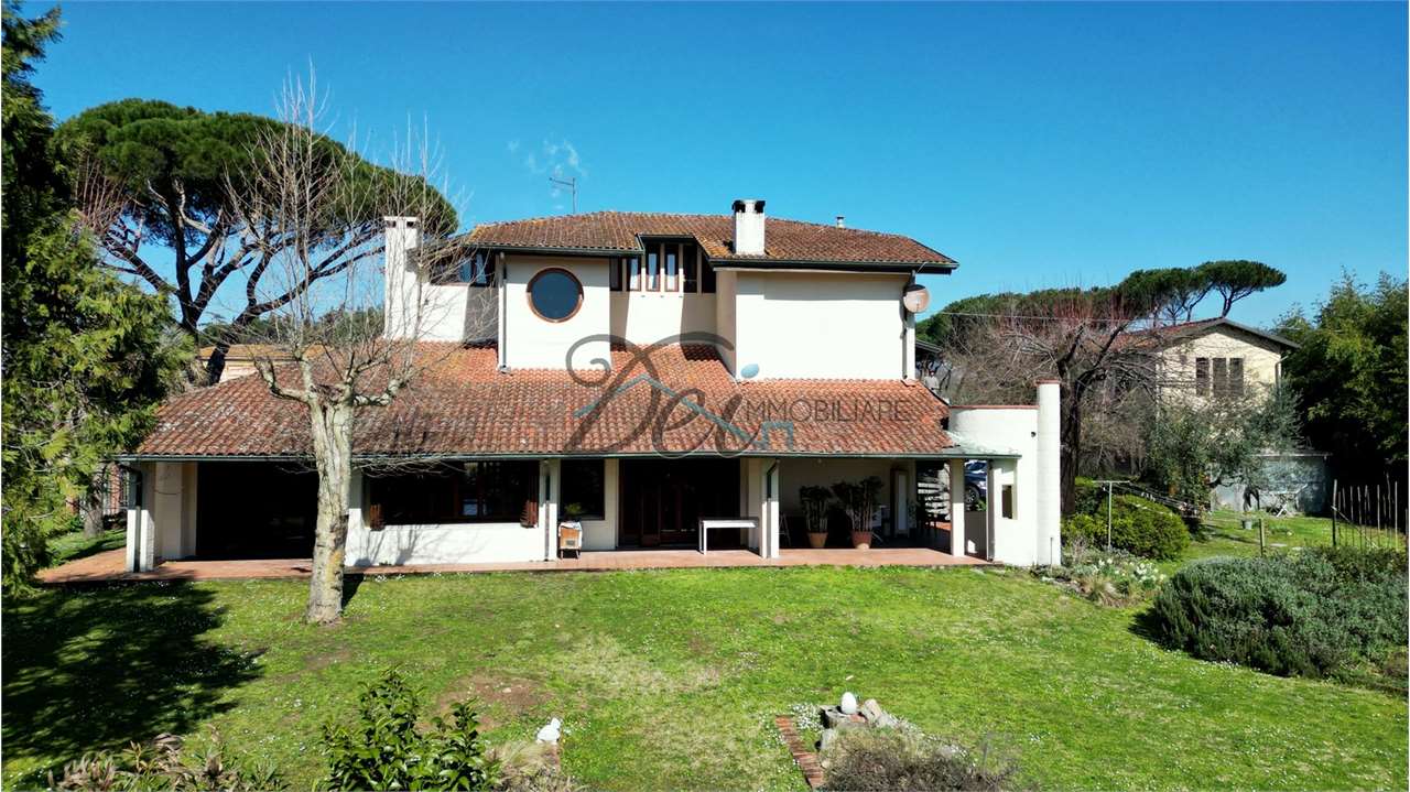 Villa in vendita a Capannori (LU)