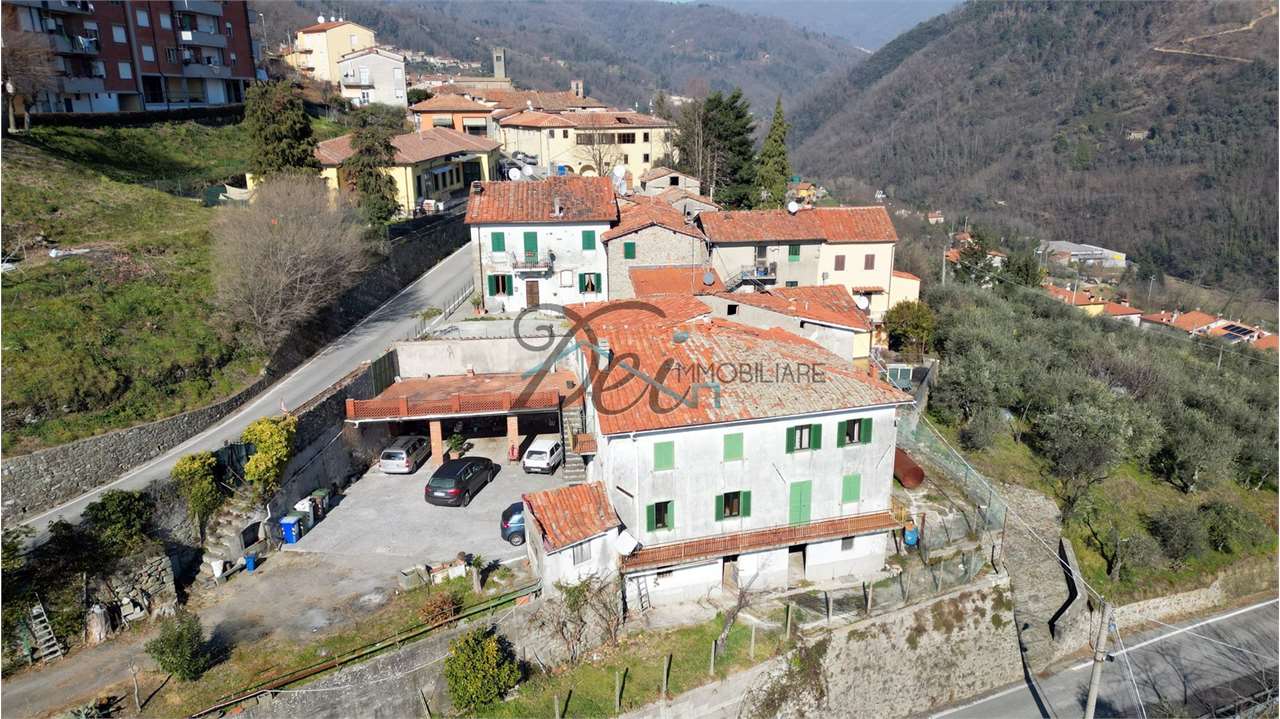 Villa Basilica Vendita 4 o più locali