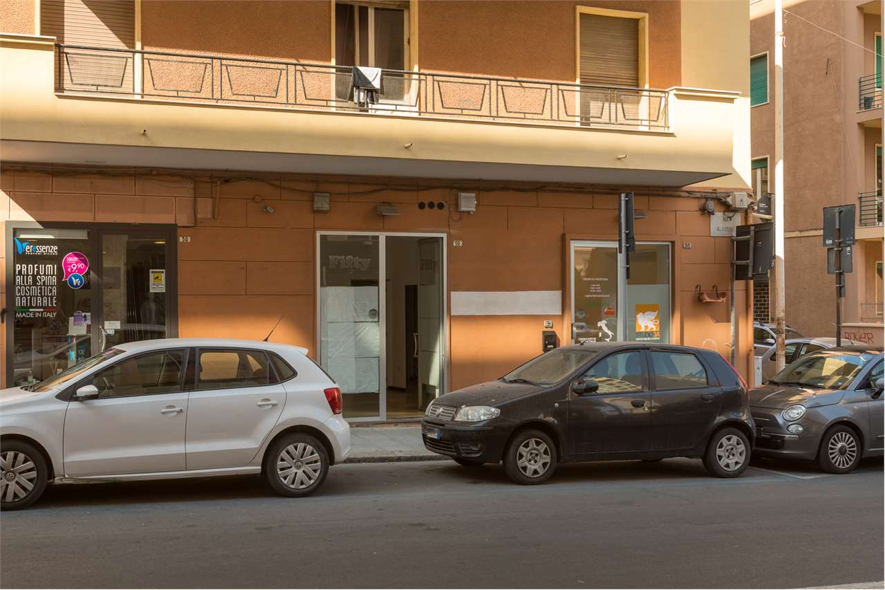 Negozio in affitto a Cagliari (CA)