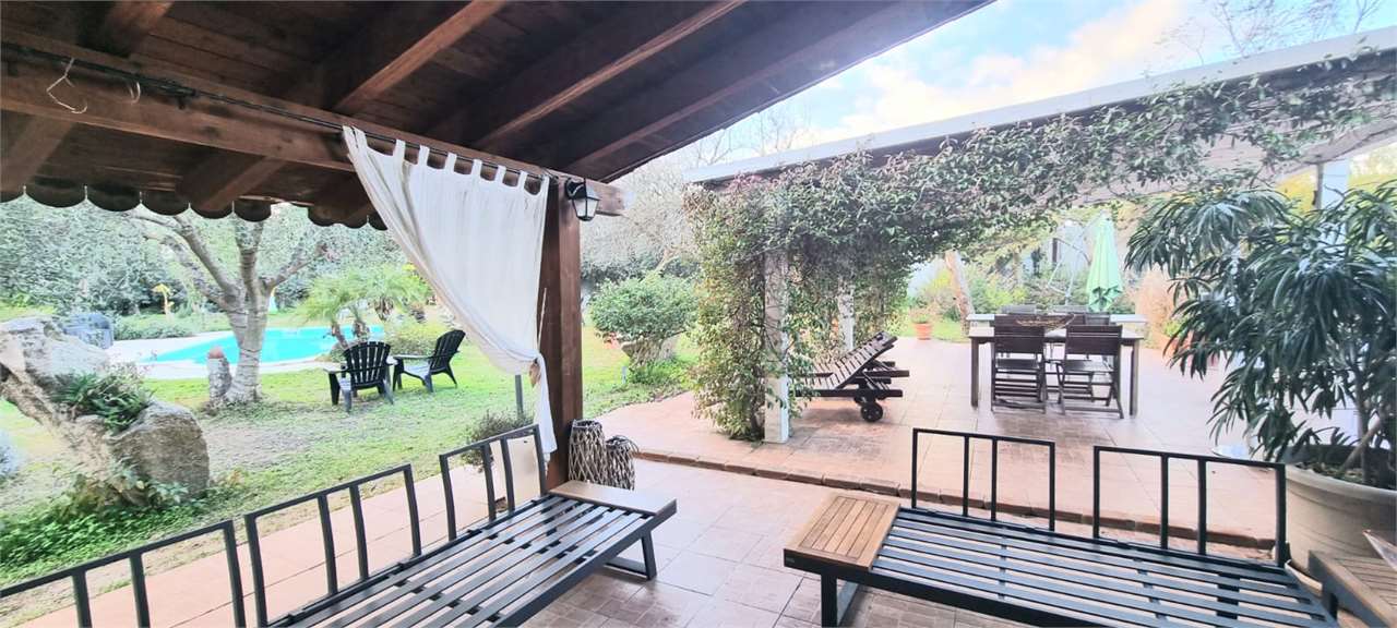Fotografia Villa singola piccola 2