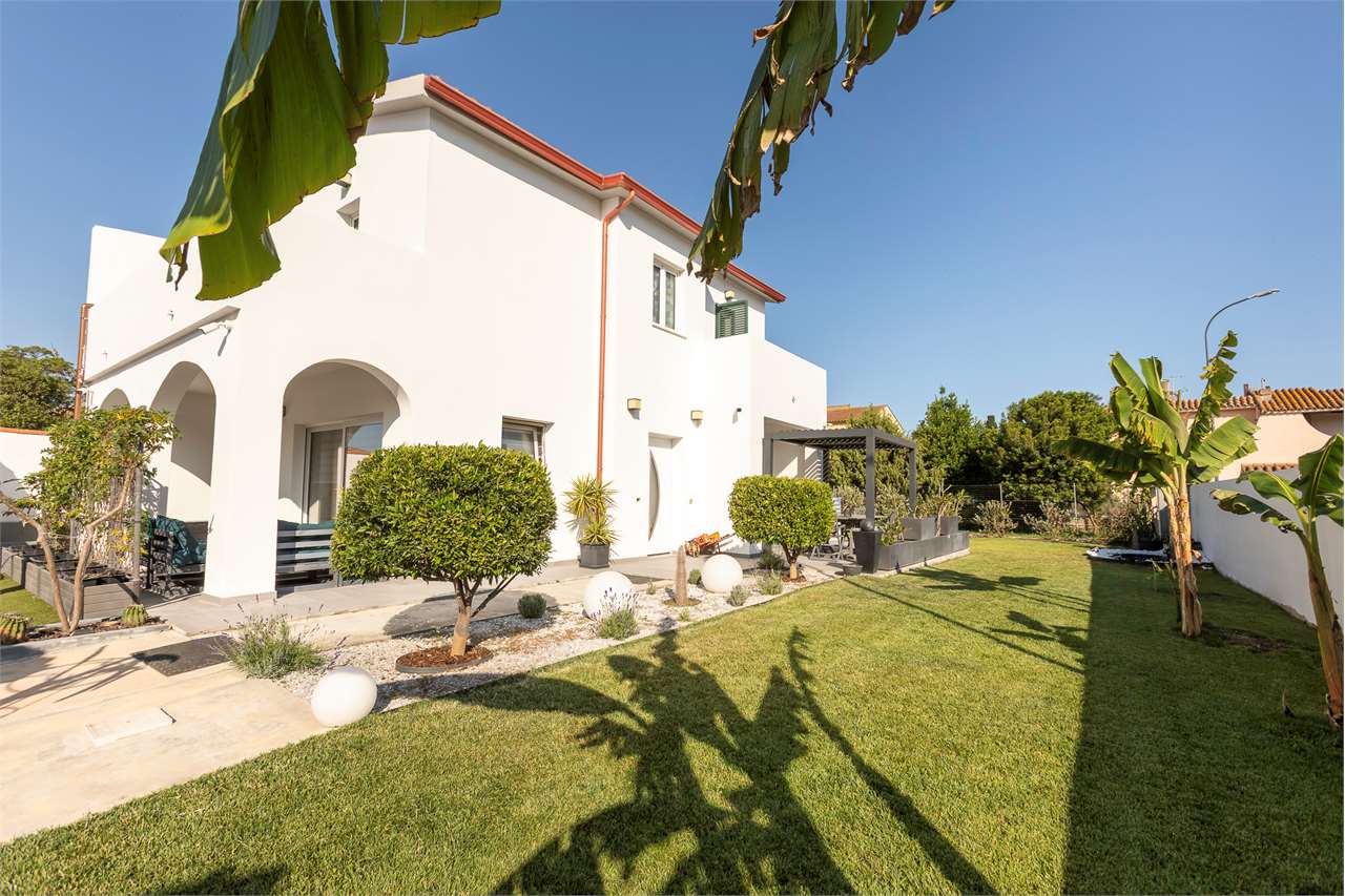 Villa in Vendita a Cagliari
