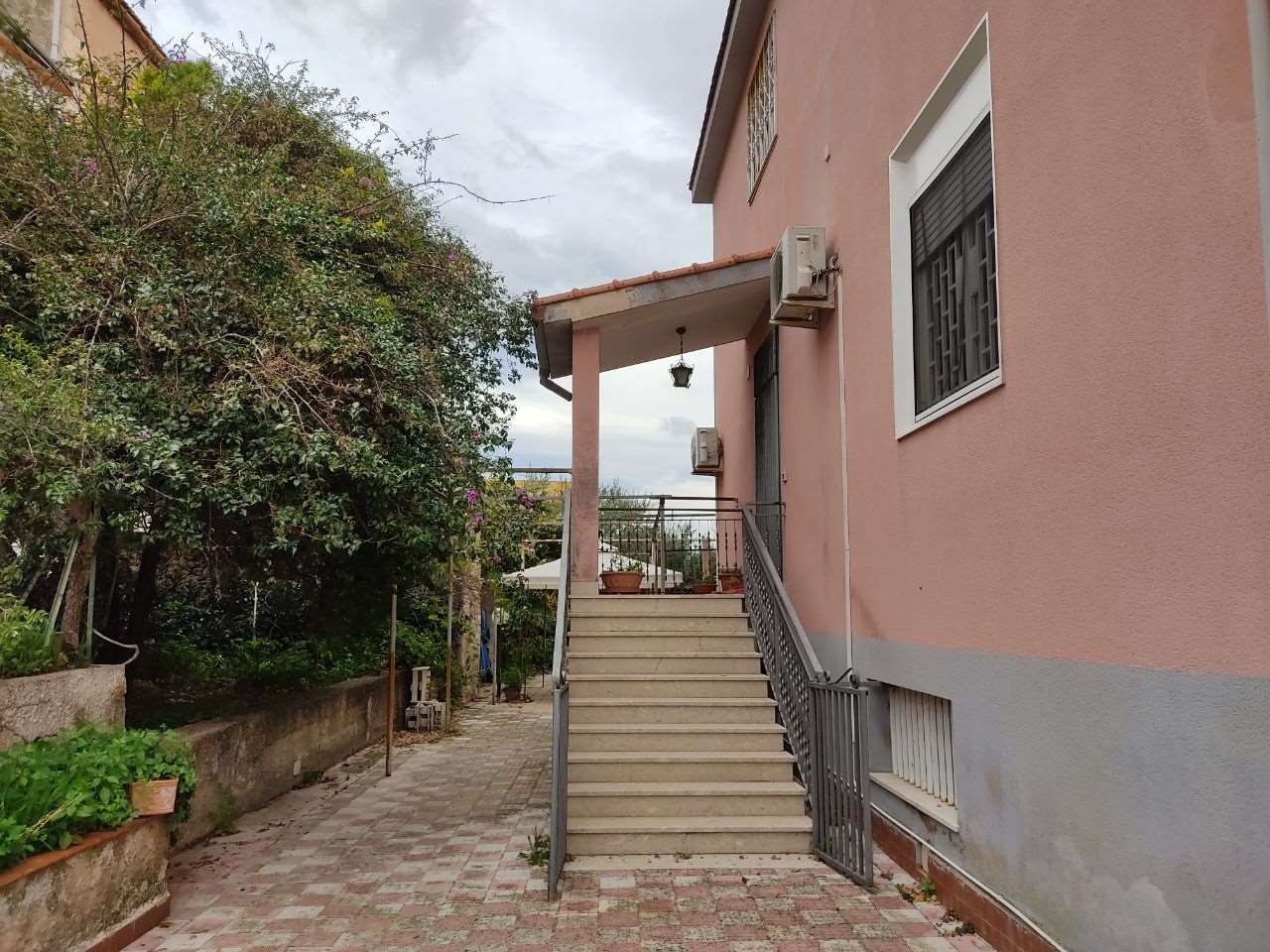 Fotografia Porzione di casa piccola 2