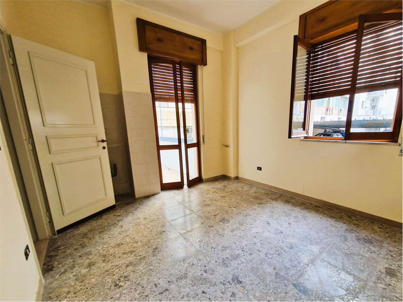 Appartamento in vendita a Taranto (TA)