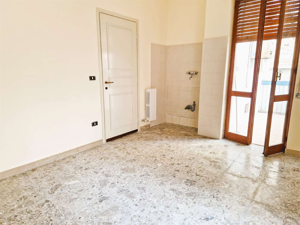 Appartamento in vendita a Taranto (TA)