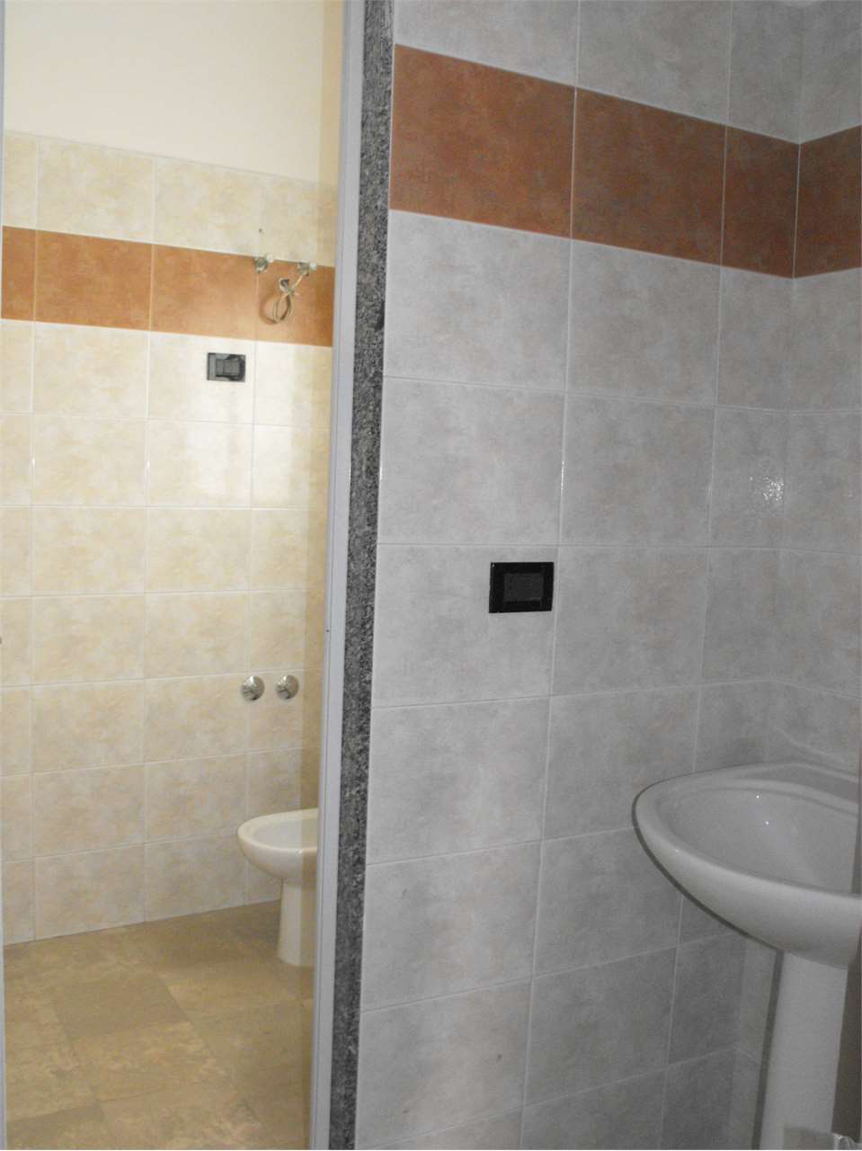 Negozio in vendita a Carosino (TA)