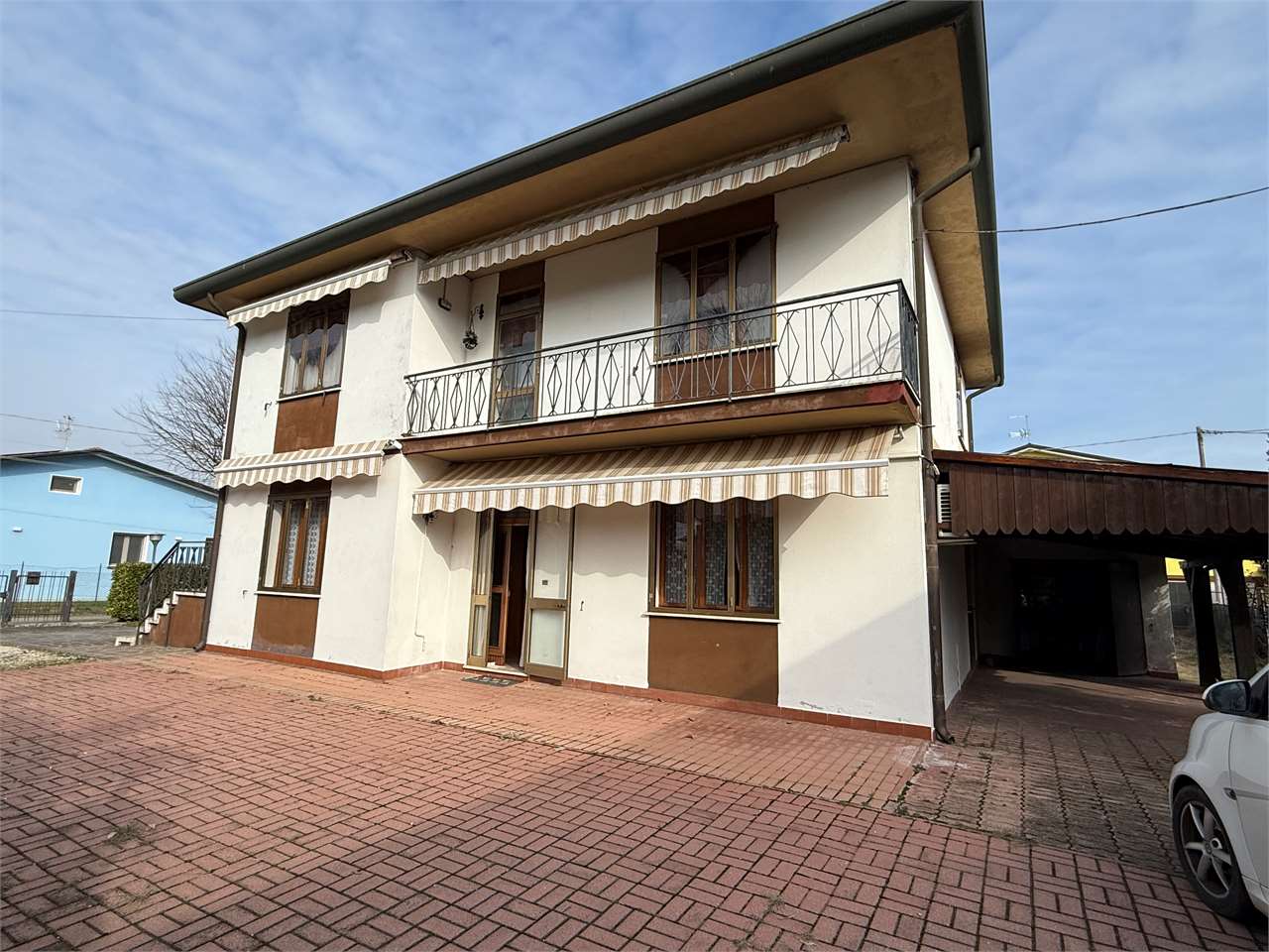 Fotografia Porzione di casa piccola 2