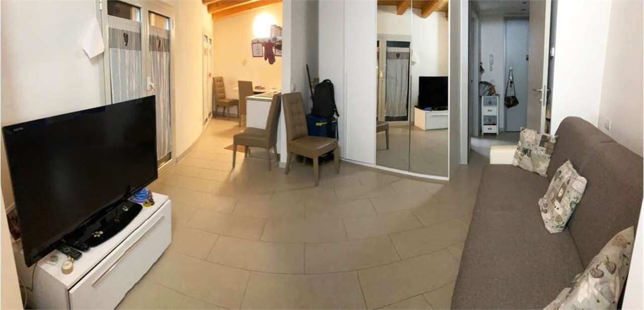 Affitto Monolocale Appartamento Milano via Pirano  9 482272