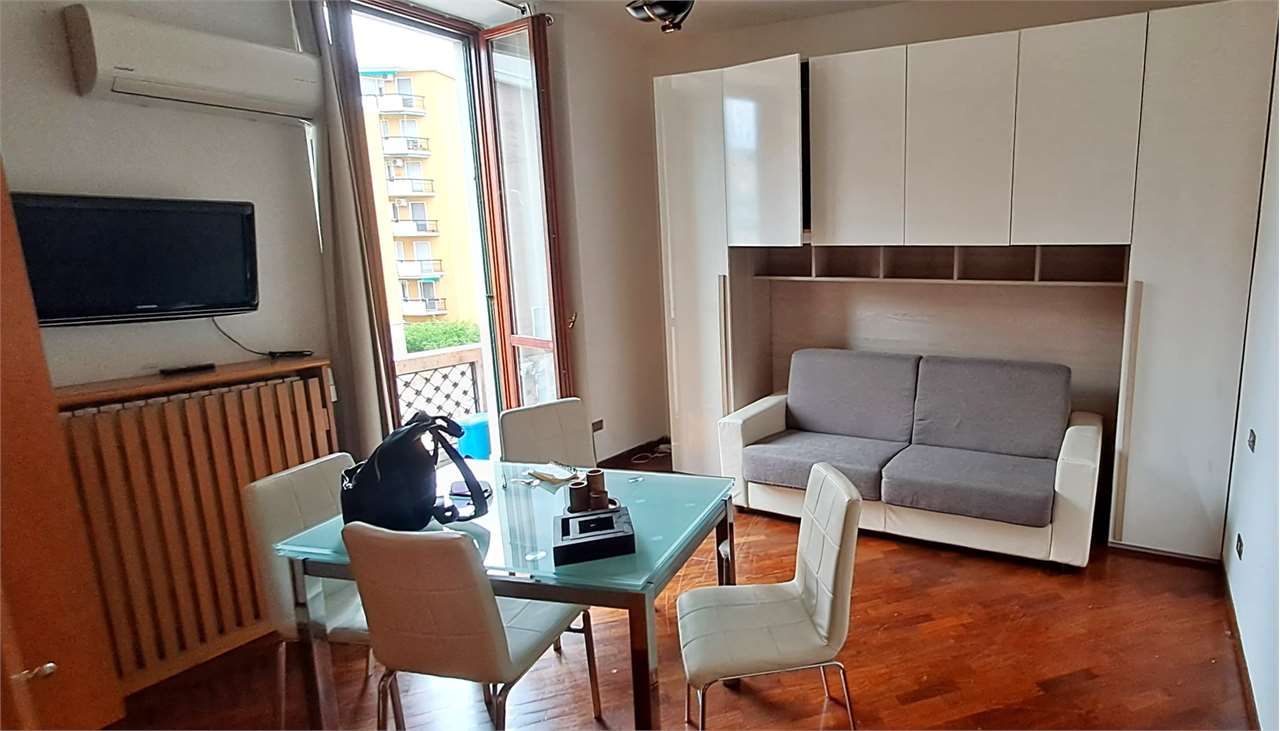 Monolocale in affitto in via Galeno 18, Milano